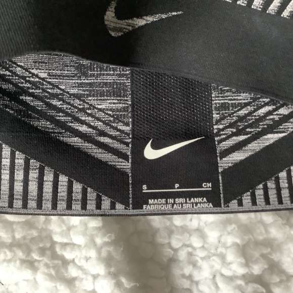 Nike Nwt Athletic Sports Bra - Picture 4 of 4